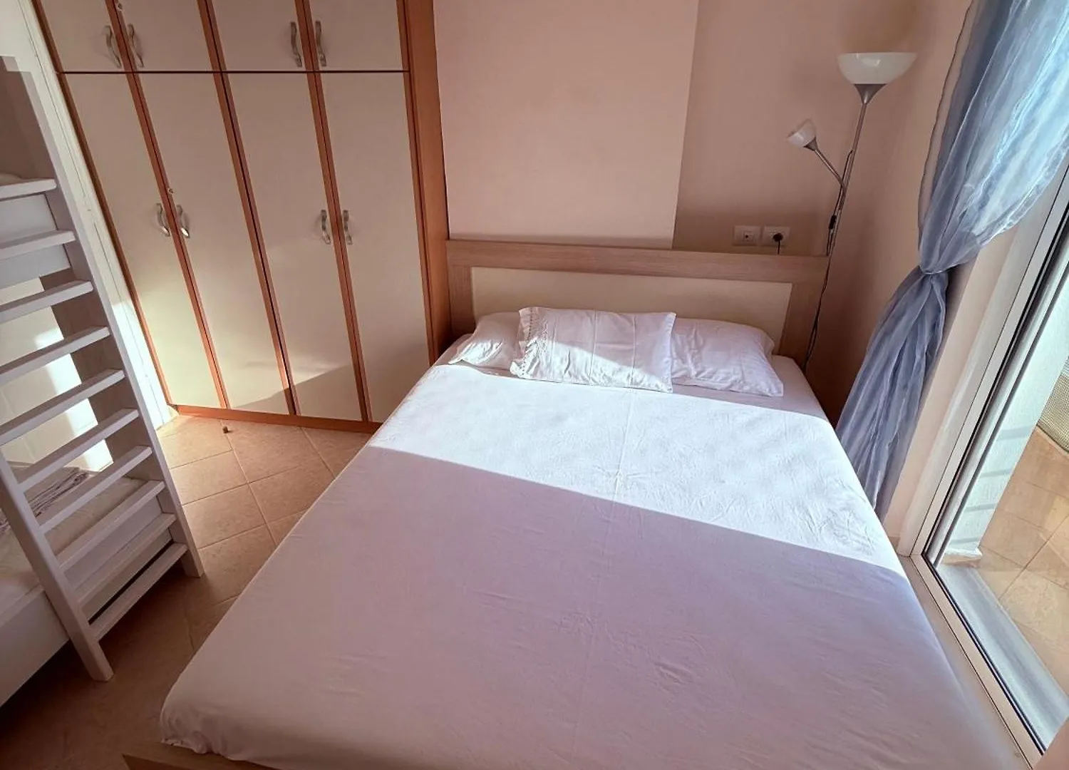 Stunning Two Bedrooms Apartment Steps From The Beach Sarandë 0*,  Albanien